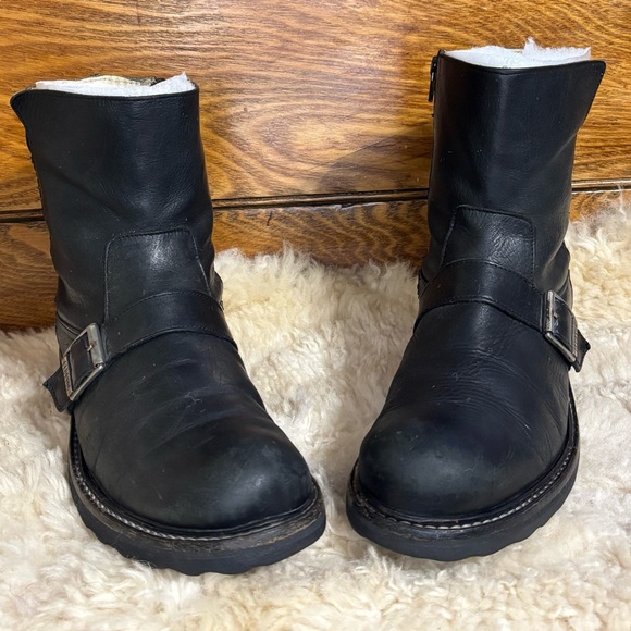 John Fluevog F Shoes Size 9.5-10 Bobbi Side Zip Black Ankle Boots DISCONTINUED - Picture 3 of 13